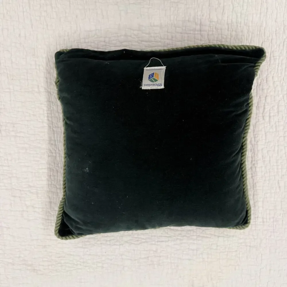 Vintage Needlepoint Scottish Terrier Pillow